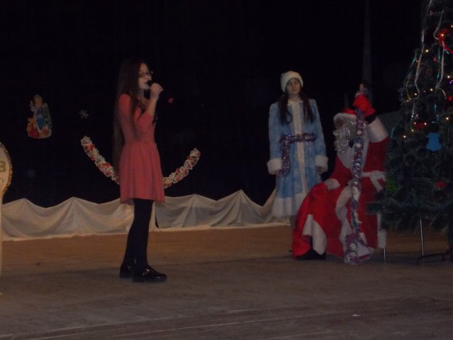 28.12.2015 года в КДЦ с.п. Алтуд состоялась праздничная Новогодняя сказка
