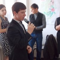 23.11.2015г. специалисты КДЦ и специалист по работе с молодежью с.п. Алтуд посетили дом пристарелых  в с. Салдатском с показательным концертом и подарками от главы с.п. Алтуд. 